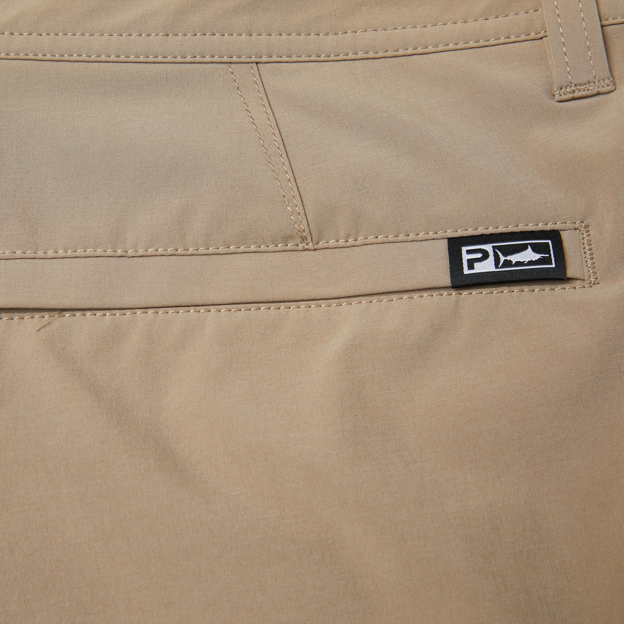 Pelagic Mako 20" Hybrid - DARK KHAKI (8)