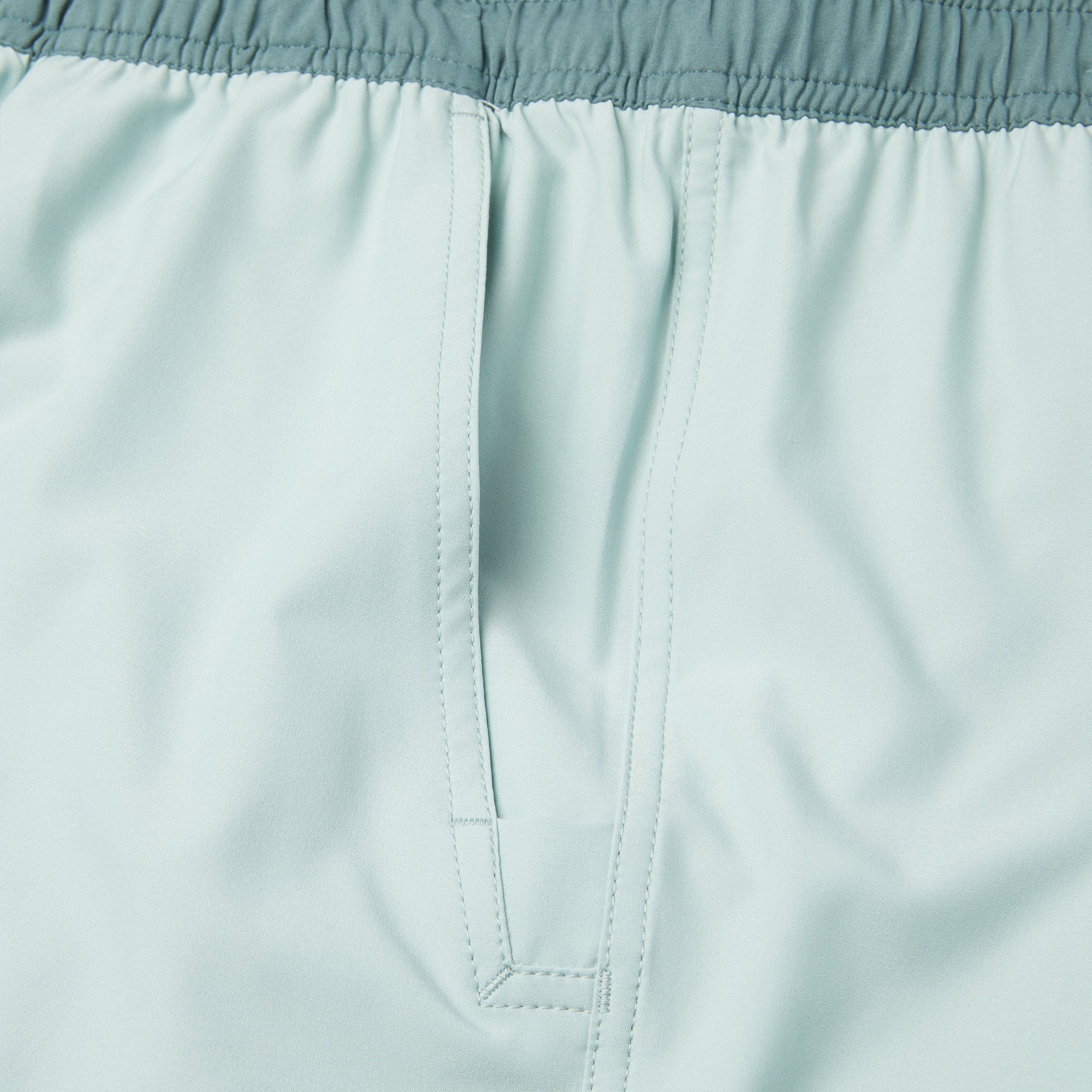 Pelagic Lei Day Elastic Lined 17" - Solid - SAGE (8)