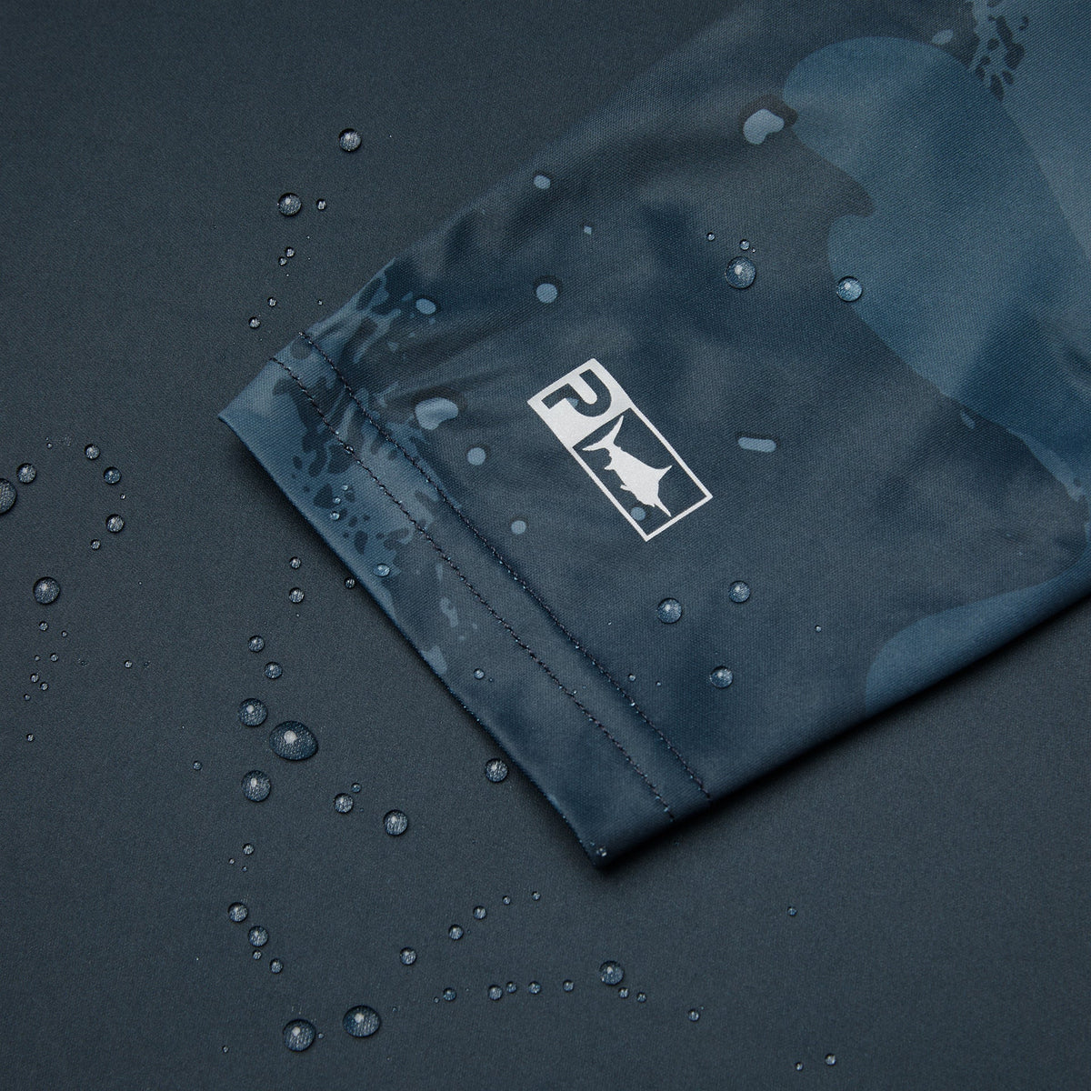Pelagic Vaportek Hooded - Brush Camo (Fade) - DARK NAVY (6)