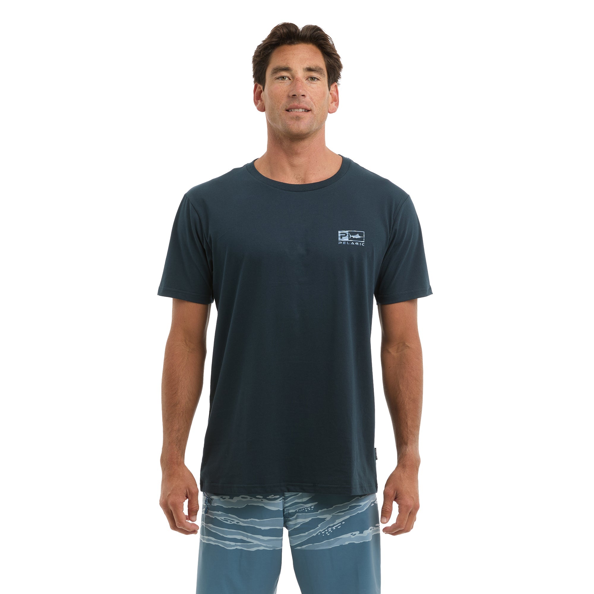 Pelagic Wahoo Icon premium tee, dark navy – lifestyle