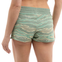 Pelagic Womens Lei Day Lined - Wahoo Camo - MANGROVE (4)